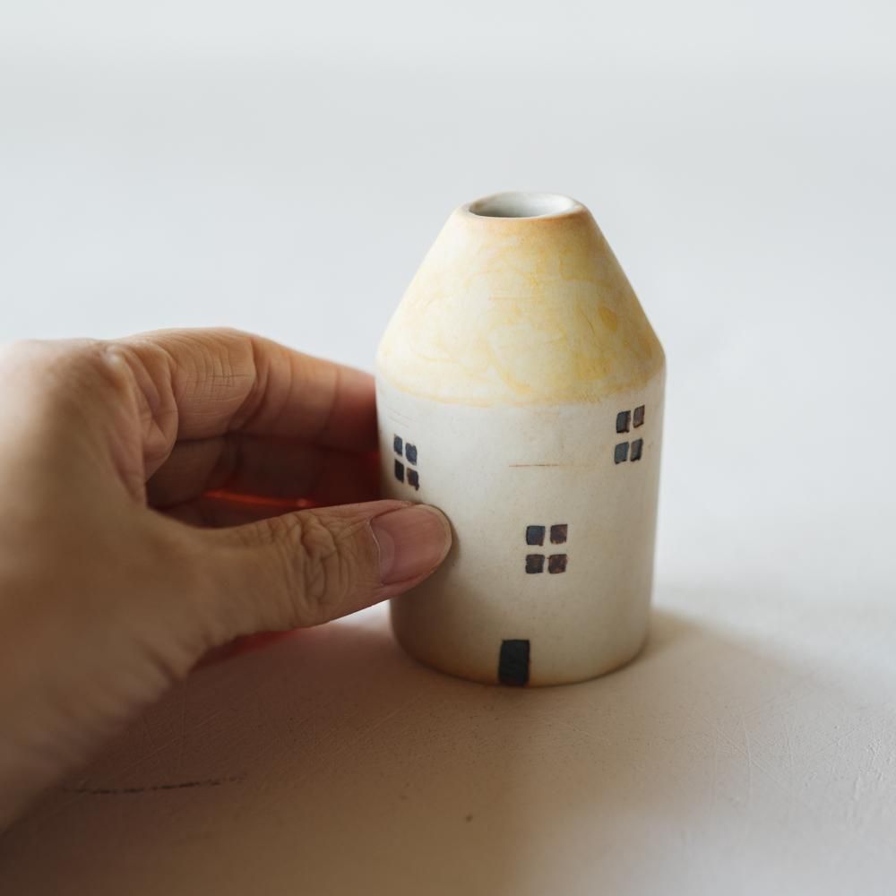 （2021年10月 web展）KuSaFuNe 家の一輪挿し k6a