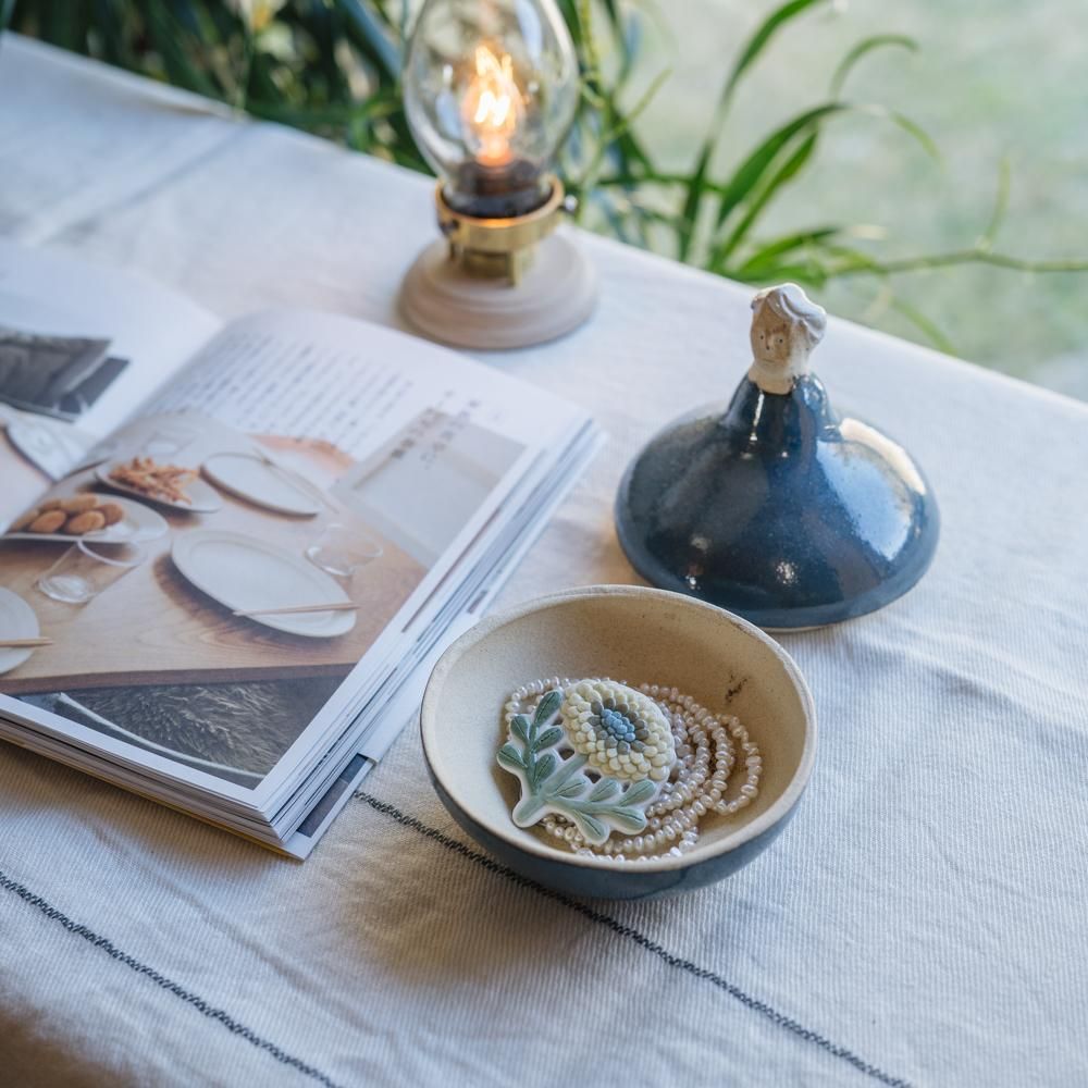 魚谷あきこさん器 作家さんの器と暮らしにまつわる道具のお店｜イロドリ