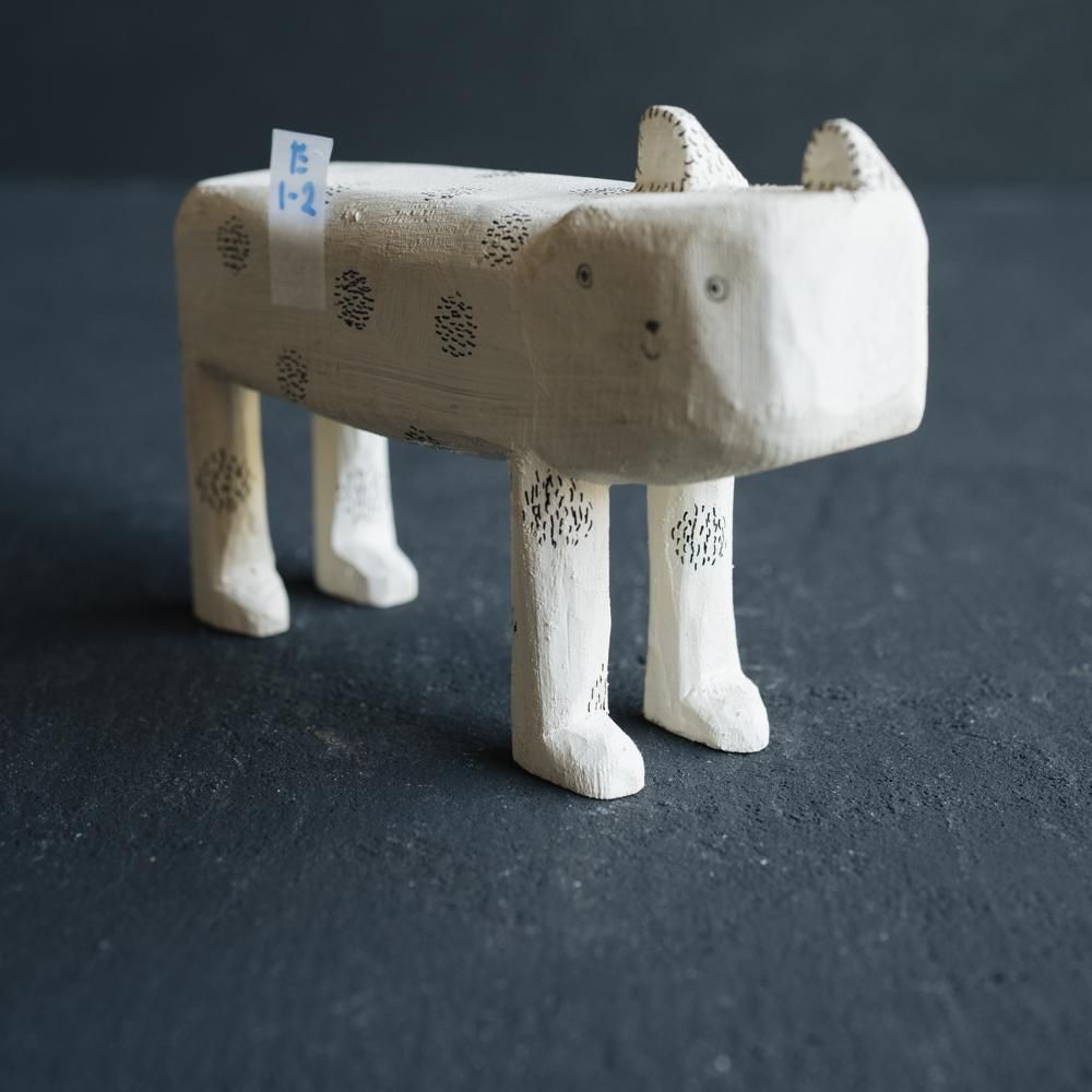 (2022年3月web展)   タカハシヒデキ　木の動物　（た1-2）