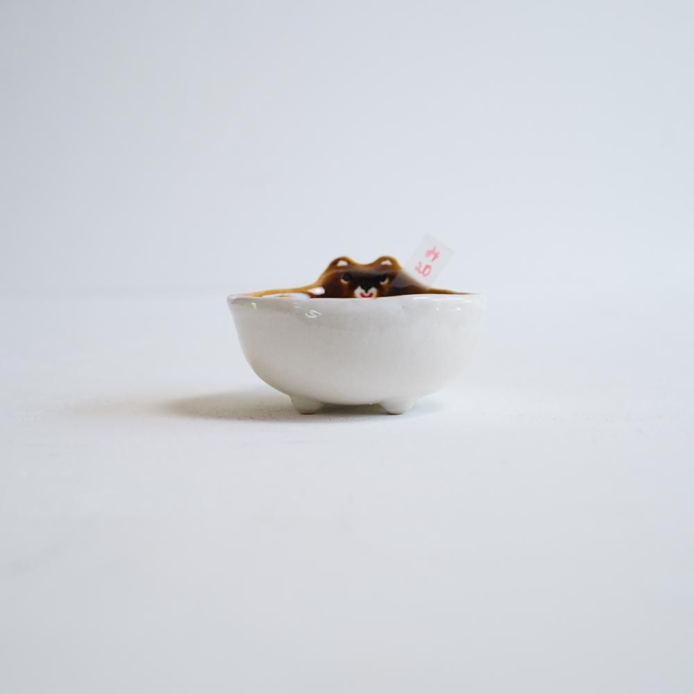 (2022年4月 web展)   三浦愛子   クマ鉢（苺）小　   み20