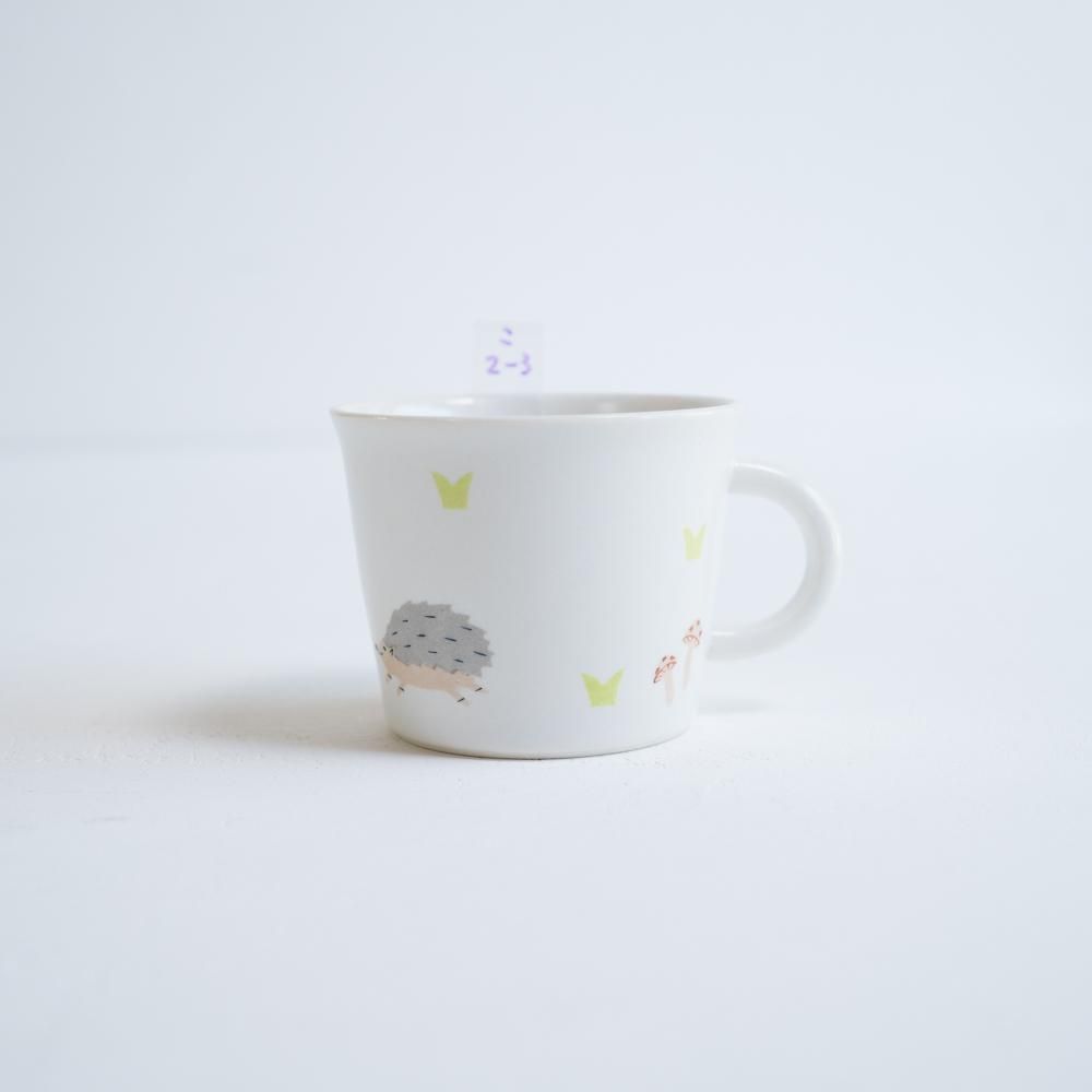 香田昌恵 - 作家さんの器と暮らしにまつわる道具のお店