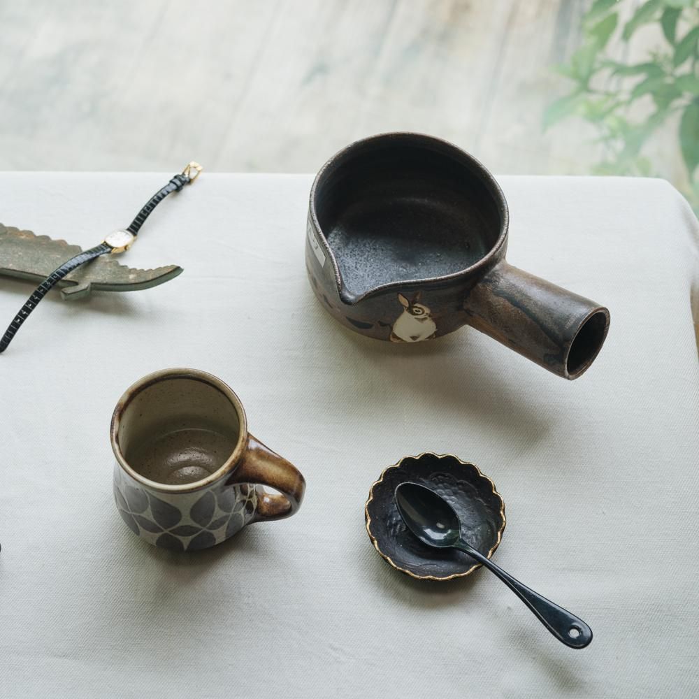 (2022年7月)  acnepotterystudio  うさぎのミルクぱん　A3
