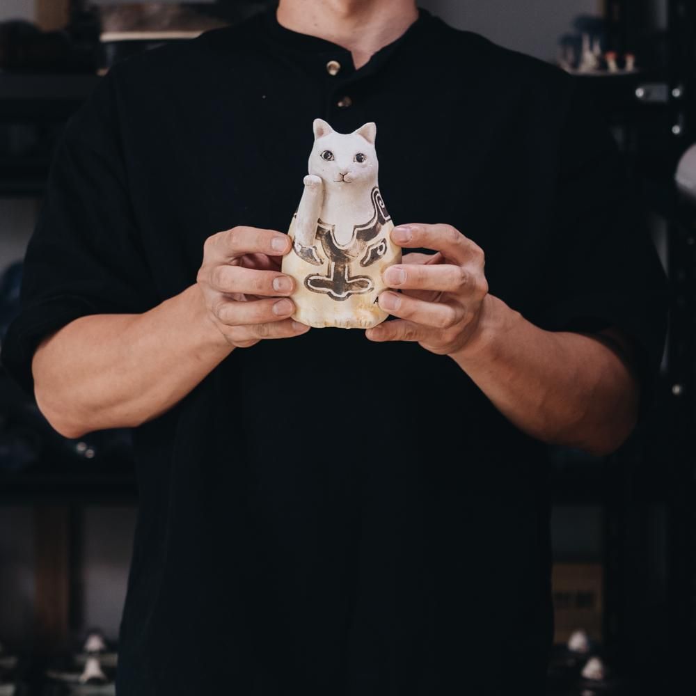 (2022年7月)  acnepotterystudio  招き猫　A34b