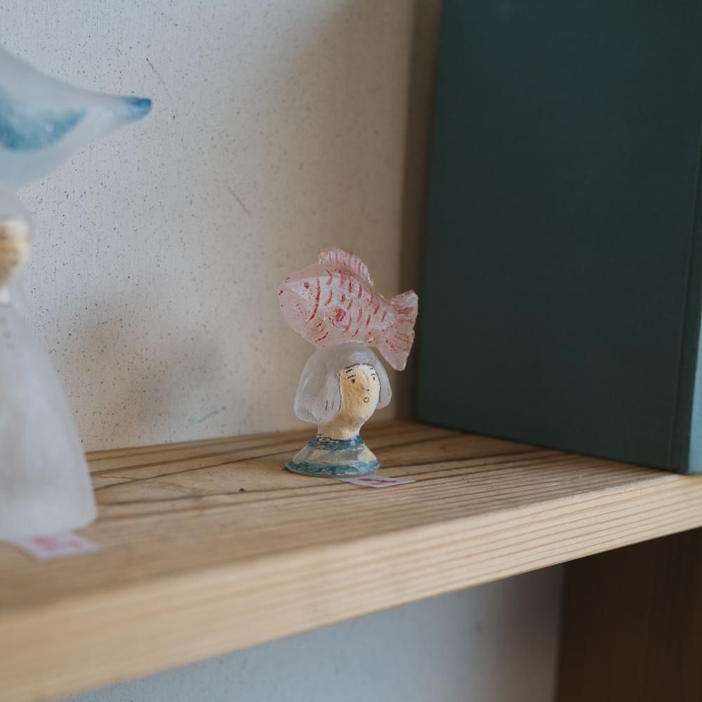 (2022年11月web展)　安達知江　girl  　あ1-4