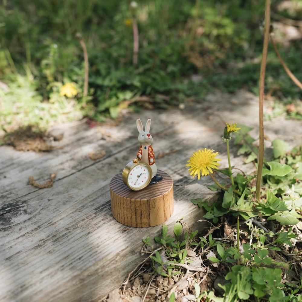 (予約受付) atelier coin ウサギの置時計 （cecil）11<img class='new_mark_img2' src='https://img.shop-pro.jp/img/new/icons52.gif' style='border:none;display:inline;margin:0px;padding:0px;width:auto;' />