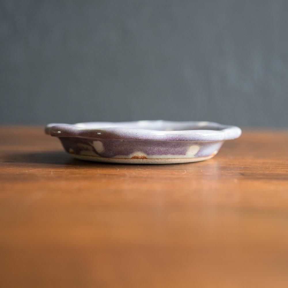 （2023年8月イロドリ陶器市）  三浦愛子   花豆皿　M17C