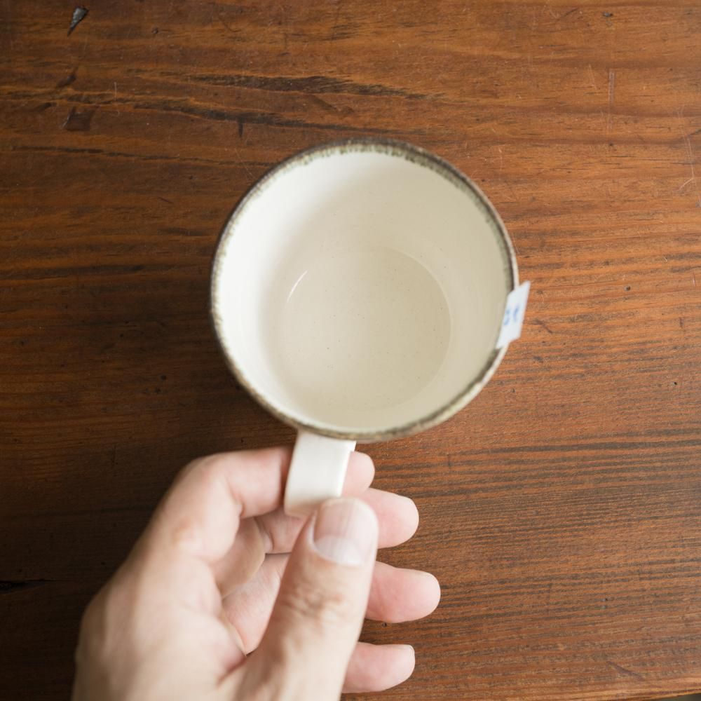 （2023年9月イロドリ陶器市） かとうようこ コーヒーカップ （みつばミドリ） か39