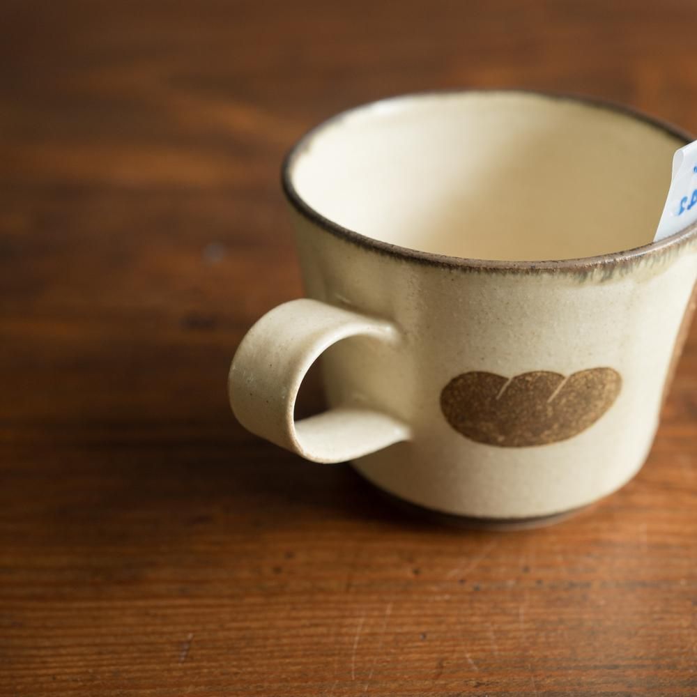 （2023年9月イロドリ陶器市） かとうようこ コーヒーカップ （ぱん） か42