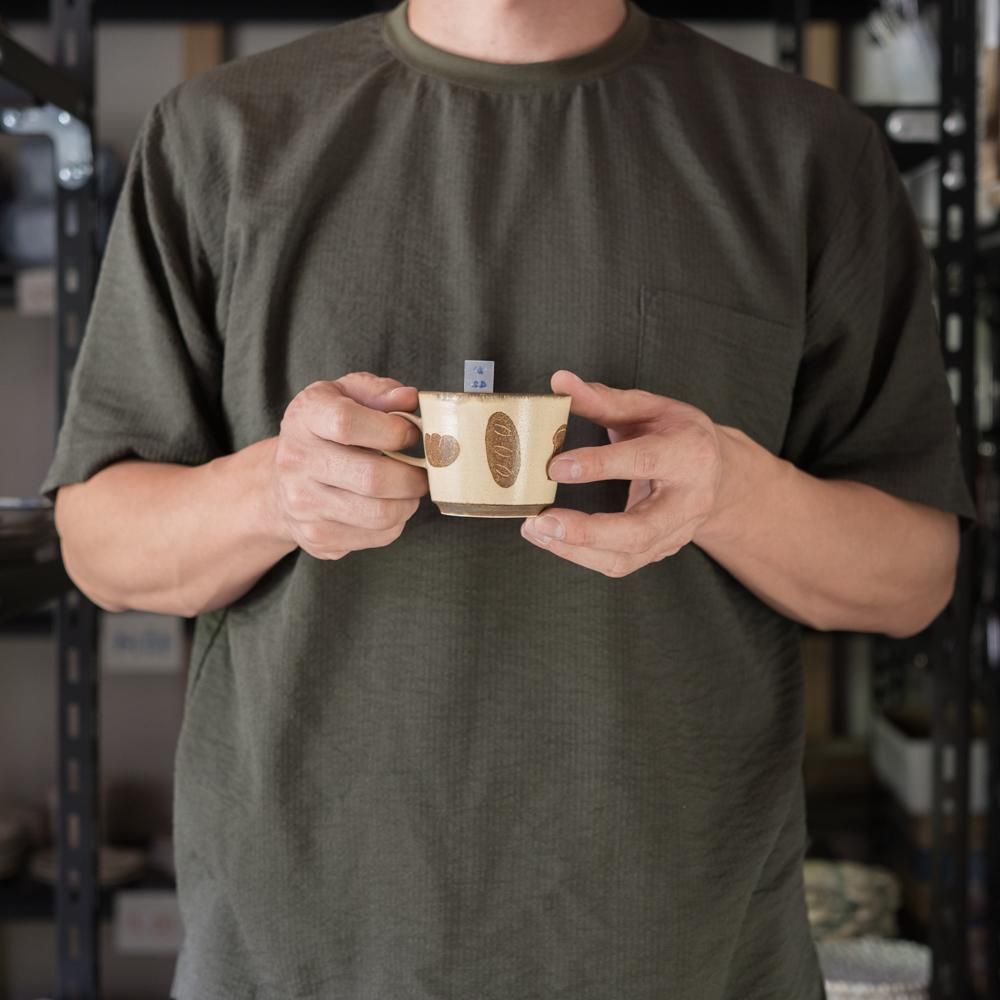 （2023年9月イロドリ陶器市） かとうようこ コーヒーカップ （ぱん） か42