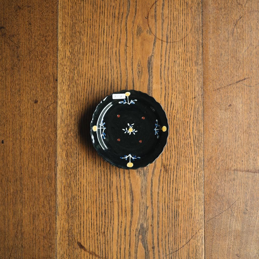 矢島操 - 作家さんの器と暮らしにまつわる道具のお店｜イロドリ