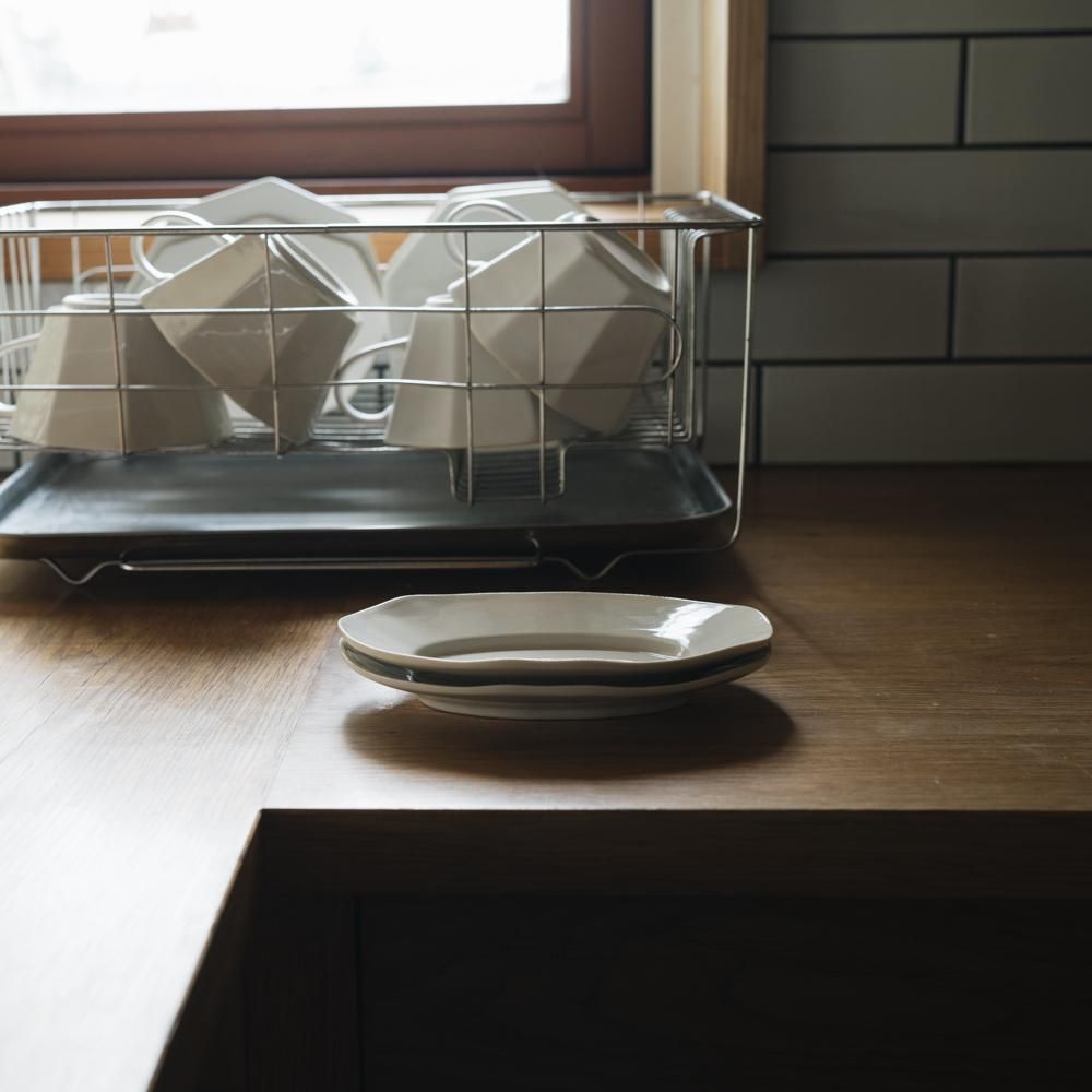 佐野智子　さん　オーバルと小皿 佐野智子 さん オーバルと小皿