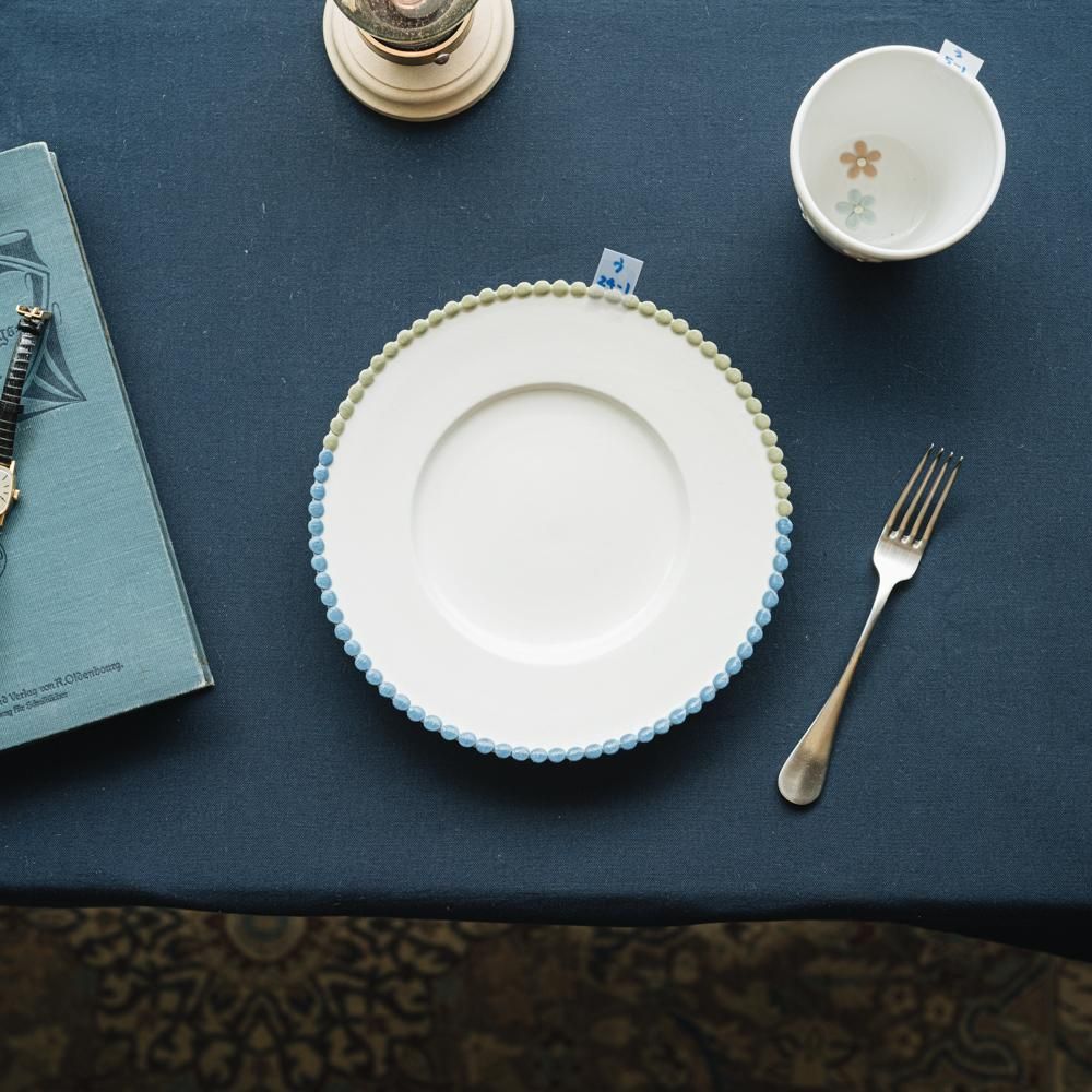 魚谷あきこさん器 魚谷あきこ - 作家さんの器と暮らしにまつわる道具のお店