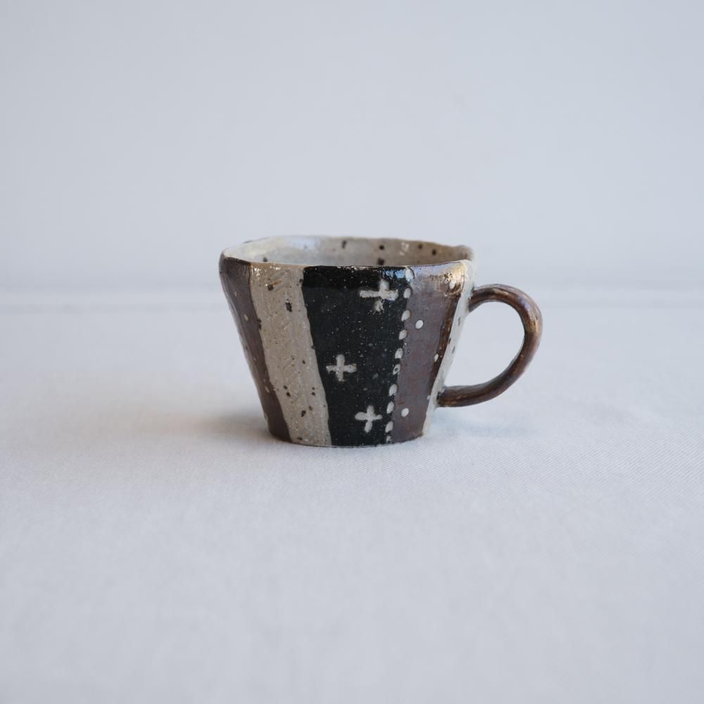 俄*雨様 香月舎さん　かつきや　香月礼さん　マグカップ Amazon｜みのる陶器 美濃焼 KUKKA(クッカ) マグ 抹茶｜抹茶碗