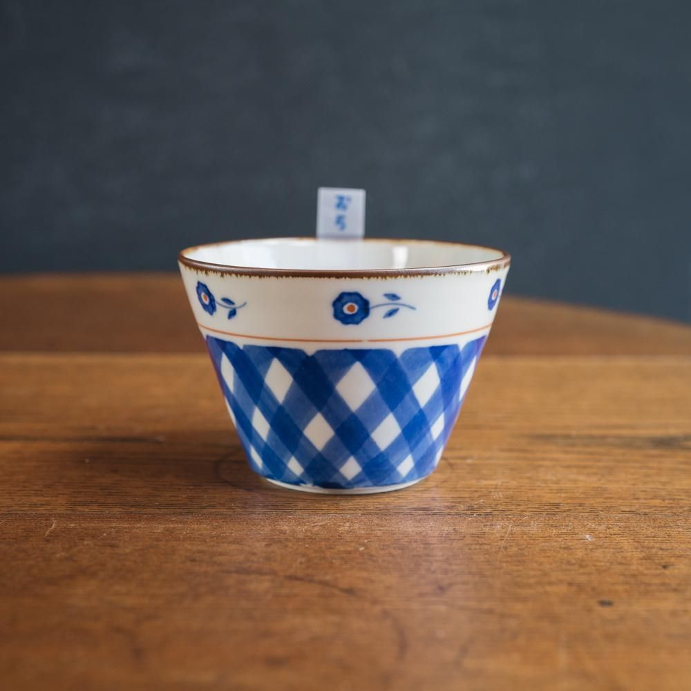 大塚温子 - 作家さんの器と暮らしにまつわる道具のお店