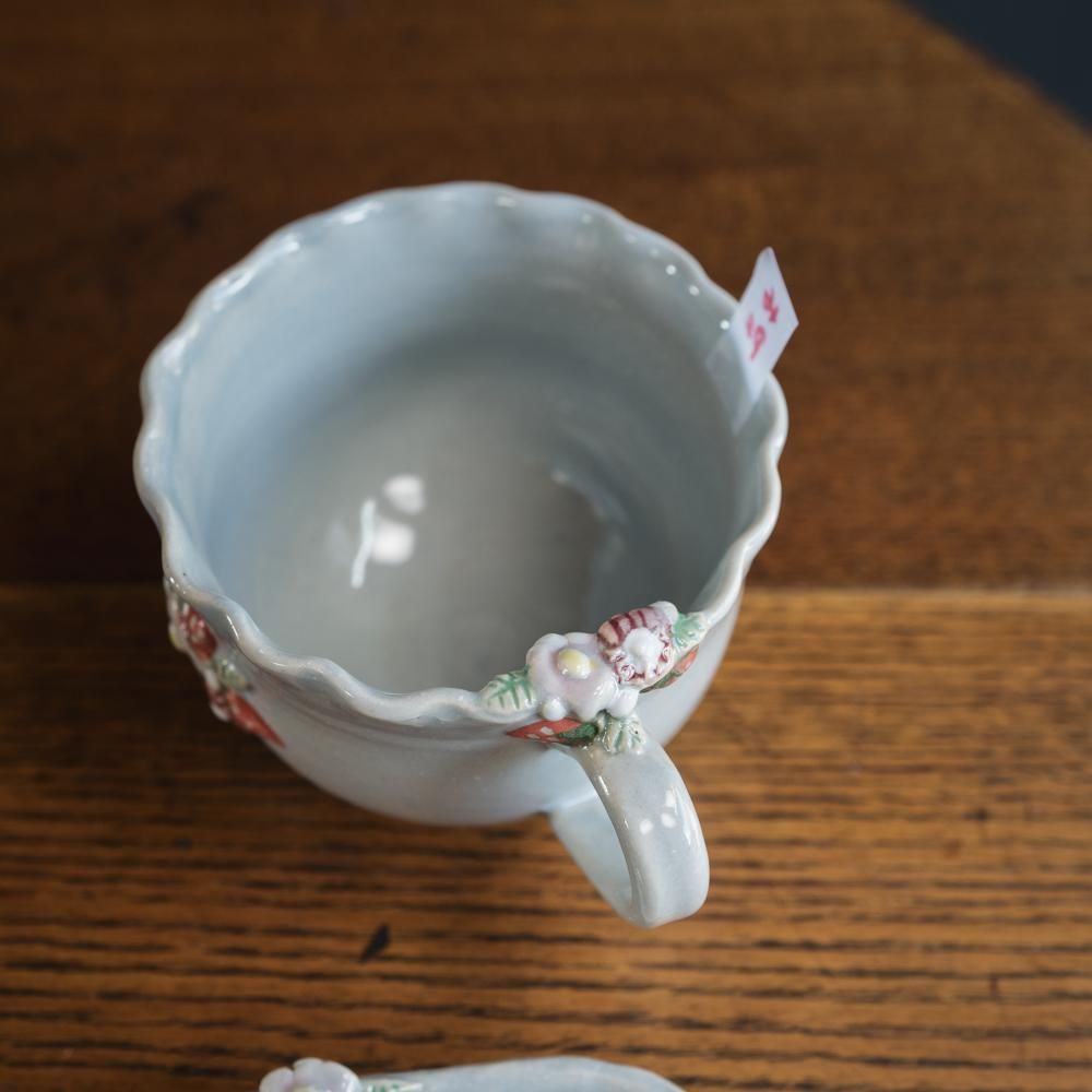 (2024年1月web展)　 三浦愛子   花と苺C&T豆皿セット　み29