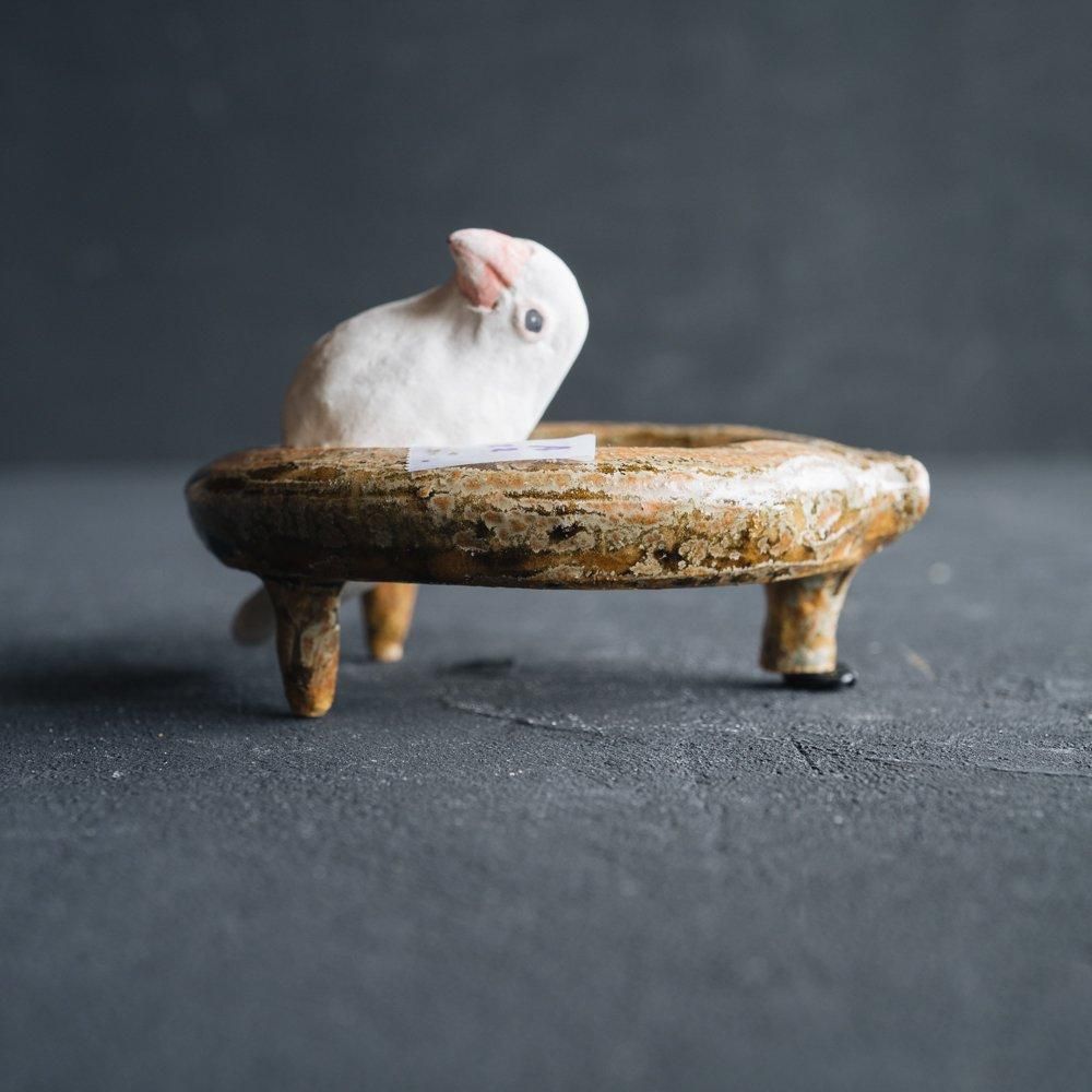 （2024年7月）【1点もの】acnepotterystudio 文鳥の壁かけ花器　A22