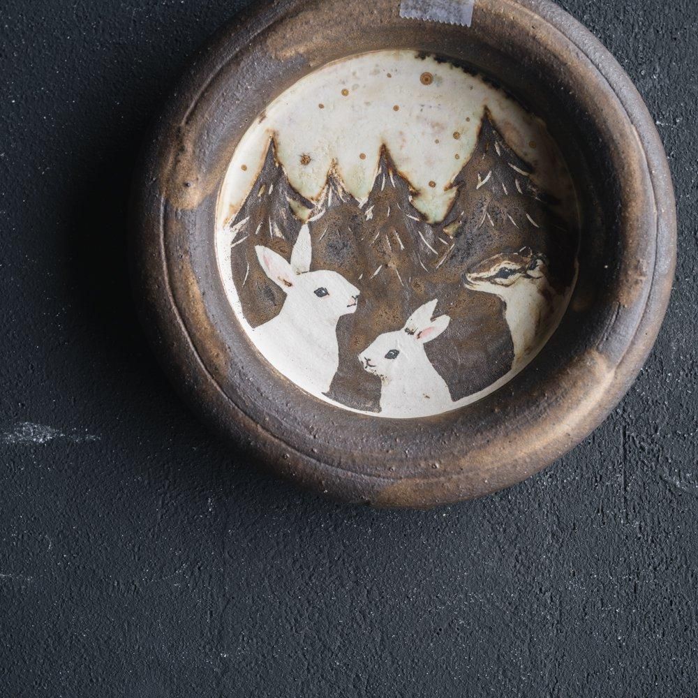 （2024年7月）【1点もの】acnepotterystudio うさぎの壁かけ花器（金彩）　A28