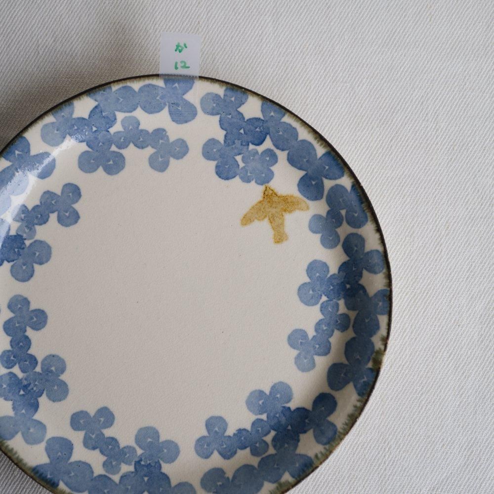 （2024年8月イロドリ陶器市） 【1点もの】かとうようこ 丸皿（みつばアオ） か12