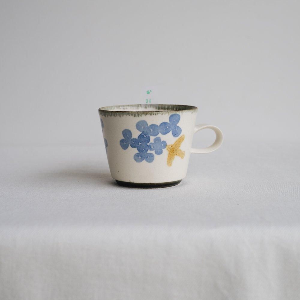 （2024年8月イロドリ陶器市） かとうようこ コーヒーカップ（みつばアオ） か31