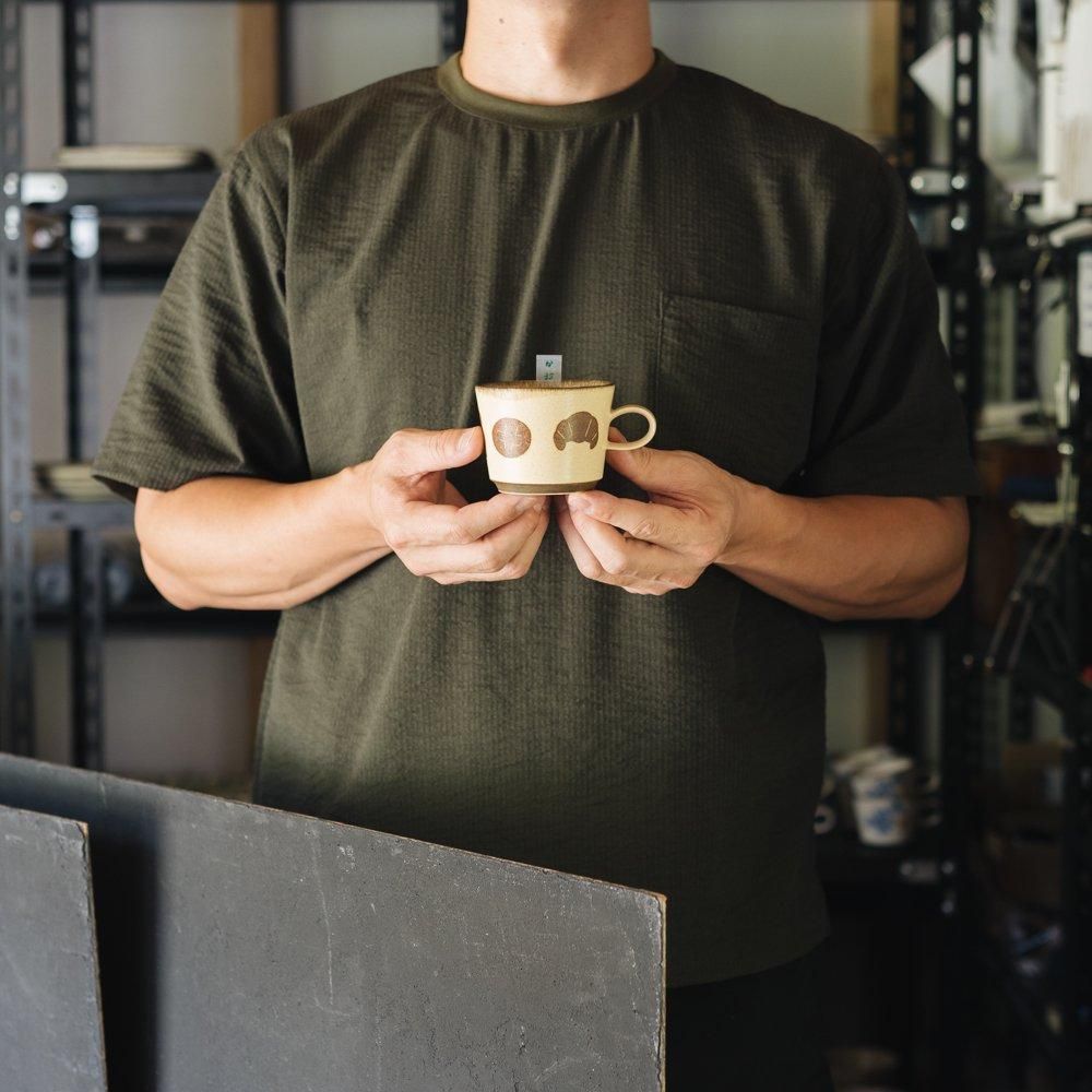 （2024年8月イロドリ陶器市） かとうようこ コーヒーカップ（ぱん） か35