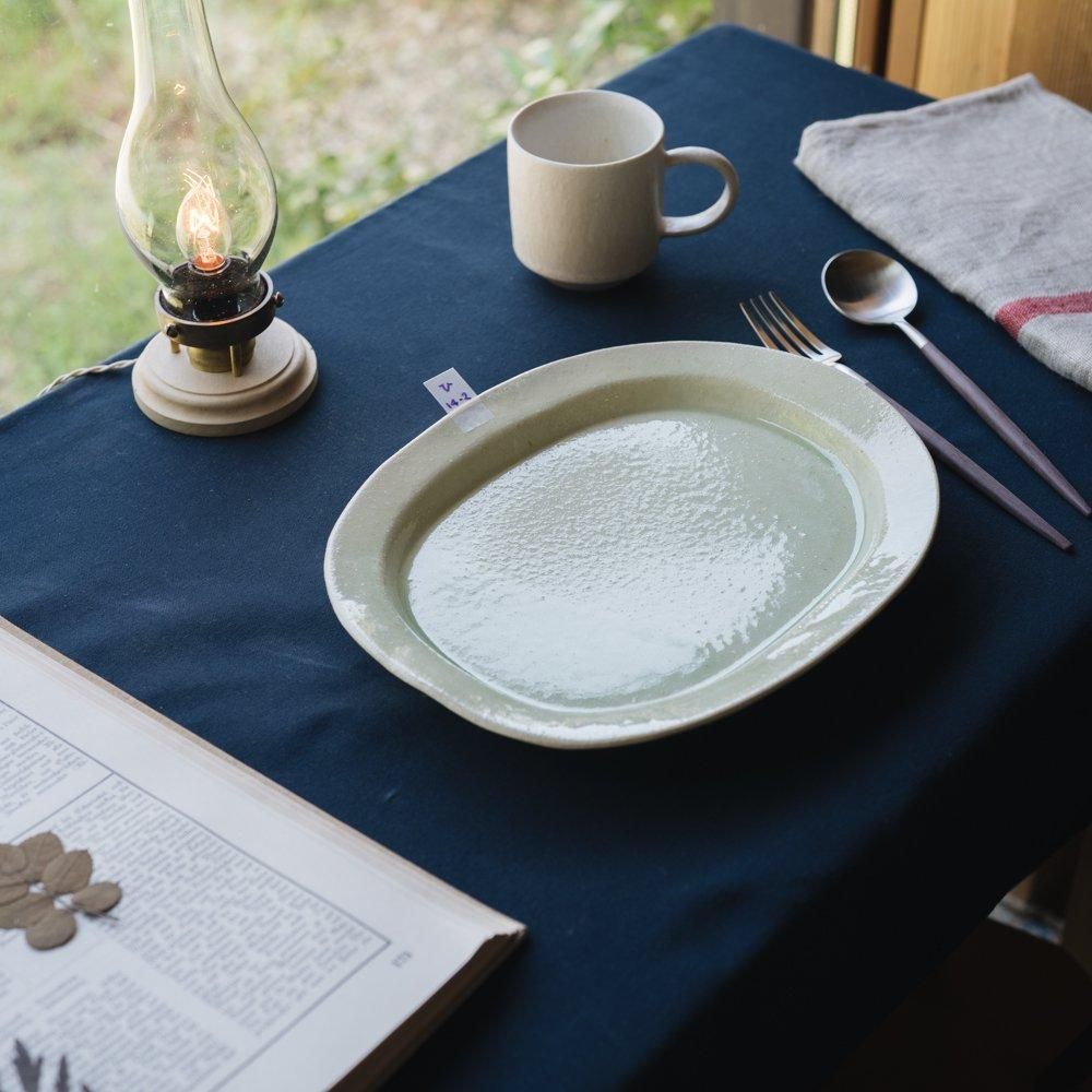 美品 作家 広瀬佳子 洋皿 希少 プレート Lサイズ 皿 ホワイト 白 美品 作家 広瀬佳子 洋皿 希少 プレート Lサイズ 皿 ホワイト 白