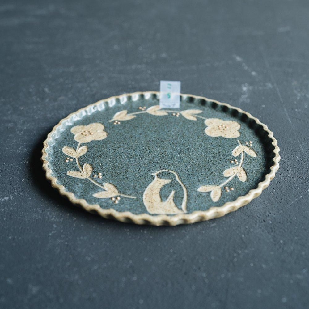 （2024年10月web展）   苔色工房　なみなみプレート／ペンギンリースネイビー　こ5