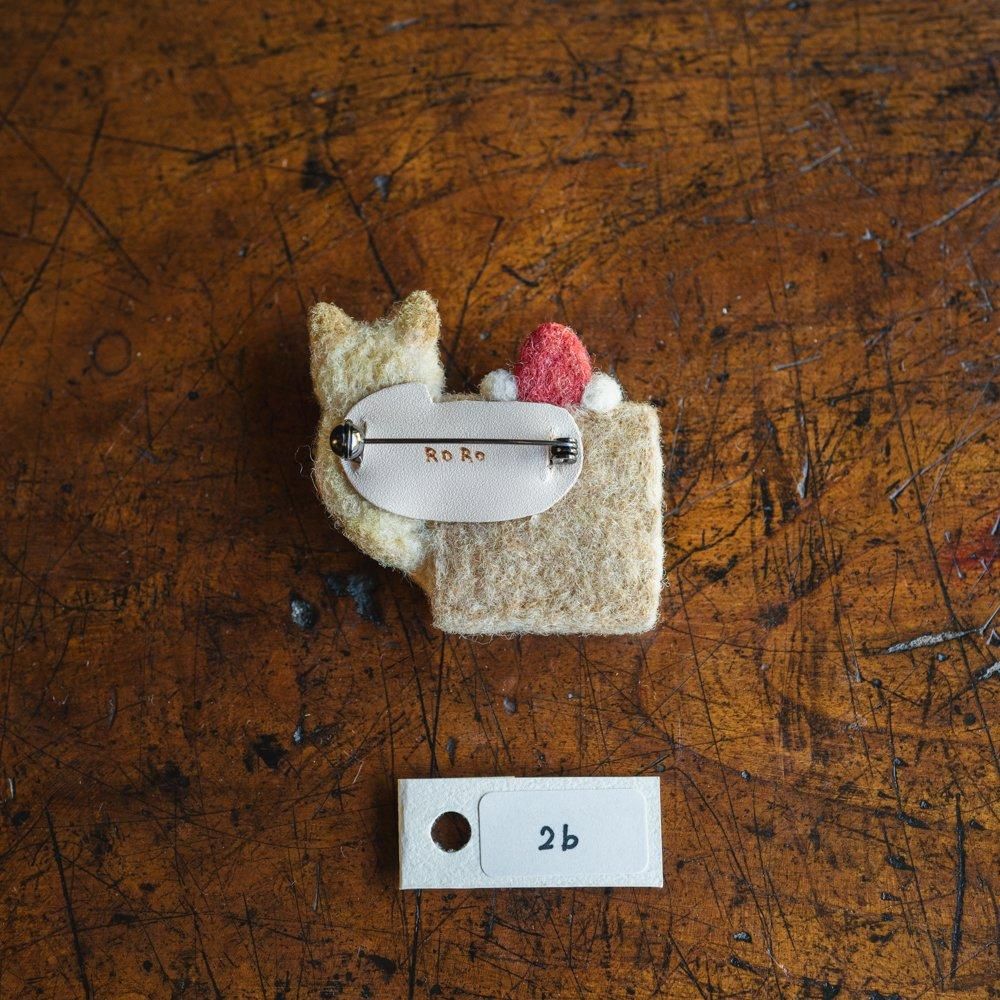 (2024年11月web展) RORO　ネコと苺のミルフィーユ　R2b