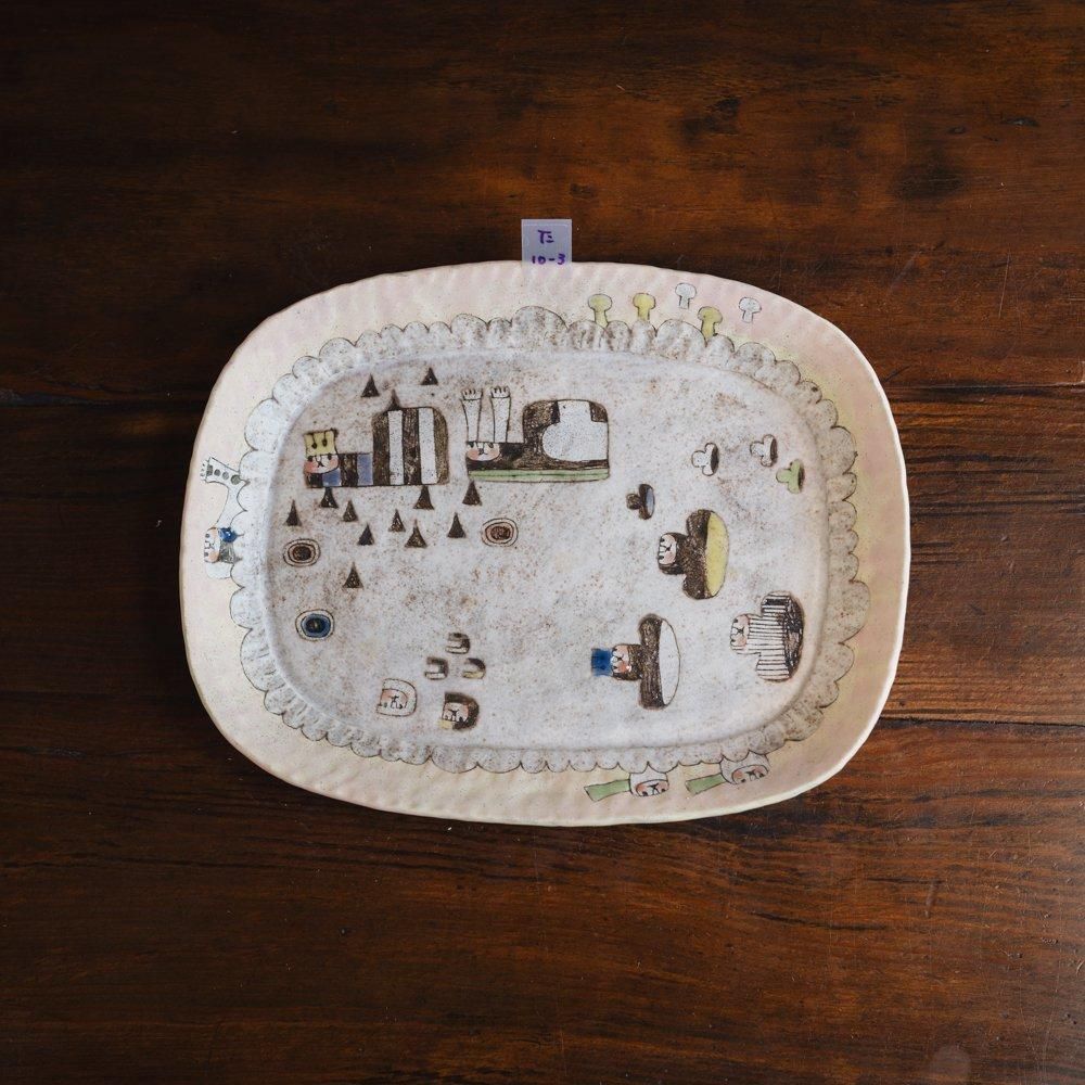 大人気陶芸家…高山愛さん　プレート２枚 高山愛さん プレート 大人気陶芸家…高山愛さん プレート2枚 丸型プレート