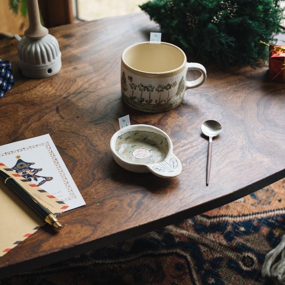 (2024年12月)    hapun pottery　花豆皿　h1-2