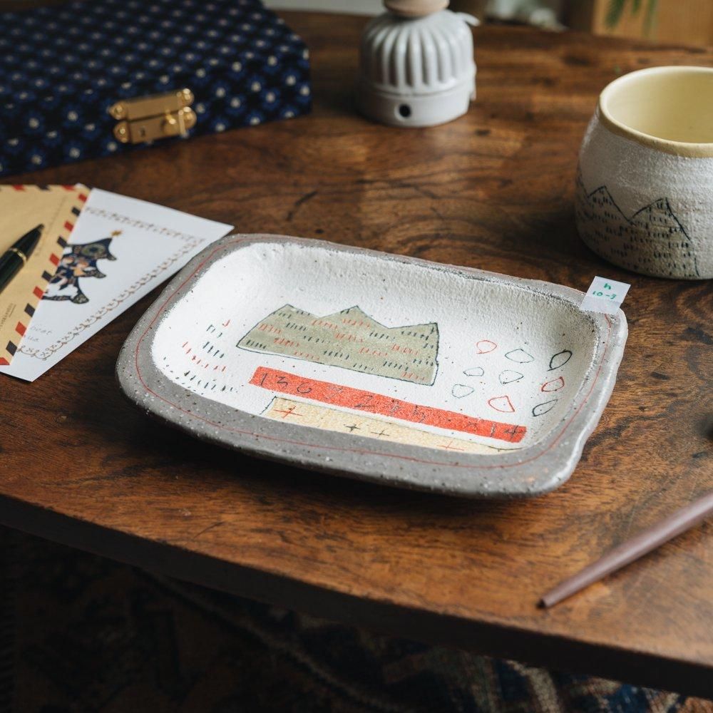 (2024年12月)    hapun pottery　リム長皿　h10-3