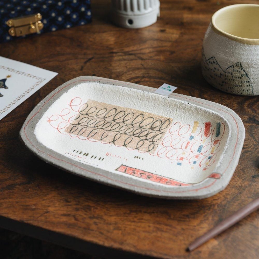 (2024年12月)    hapun pottery　リム長皿　h10-4