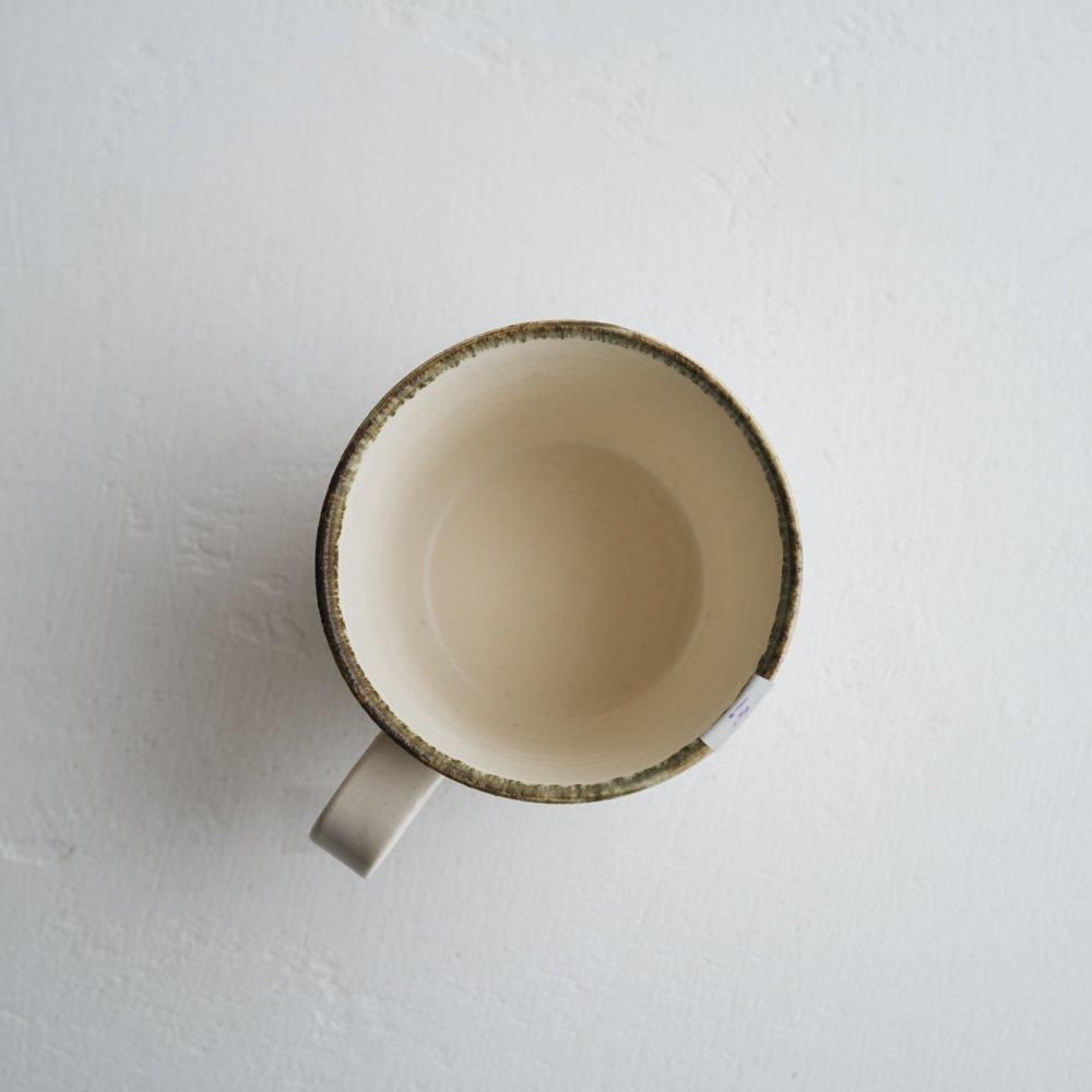 （2025年2月イロドリ陶器市） かとうようこ コーヒーカップ（みつば）　か21