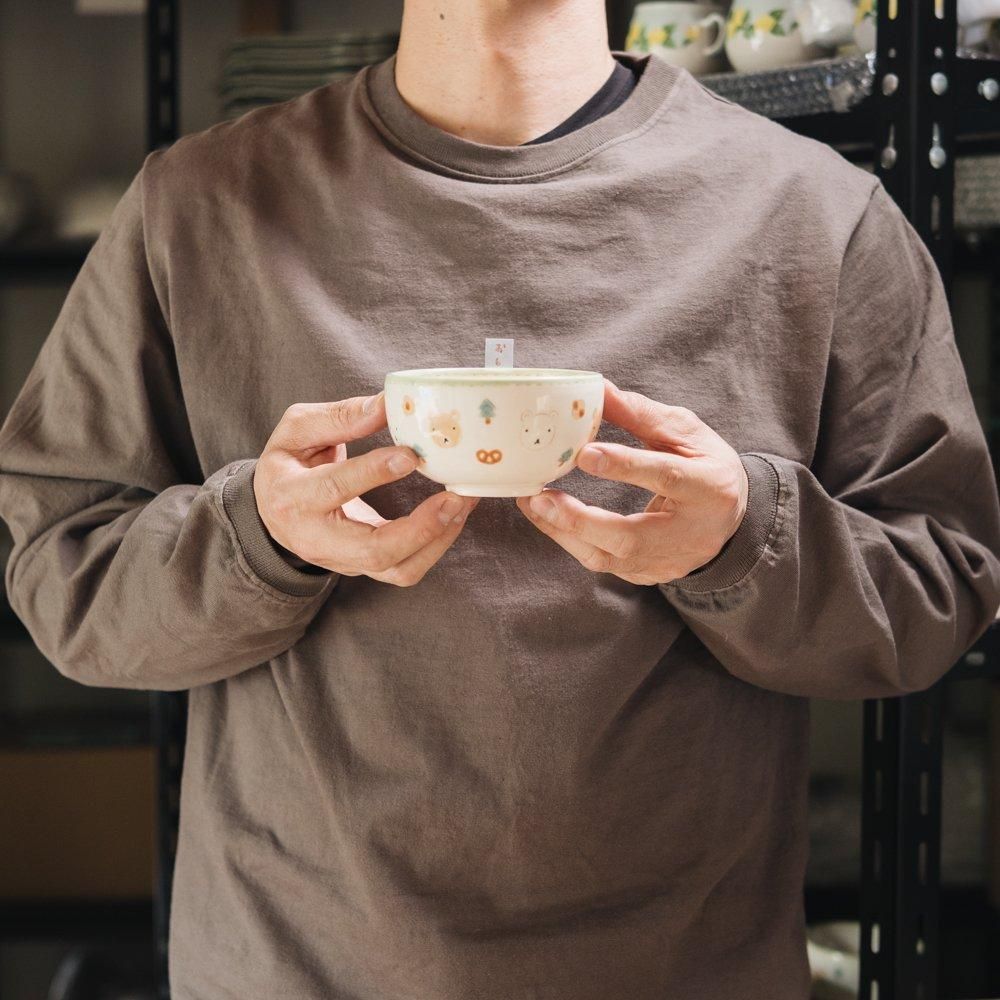 ※数量制限あり（2025年2月イロドリ陶器市）大田亜樹　茶碗（ツヤ・くまとクッキー）　お6