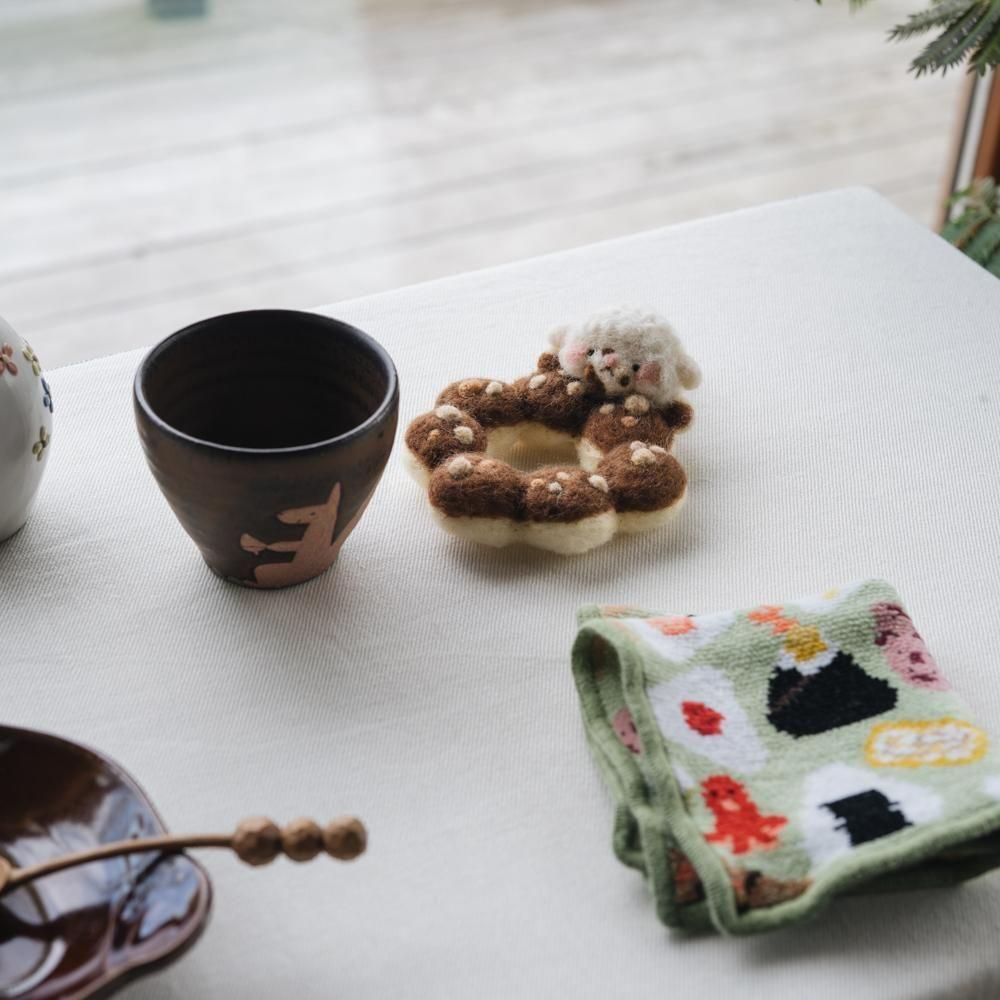 （2025年3月 ）【1点もの】くまぷりん　羊の食べすぎチョコドーナツ　く4