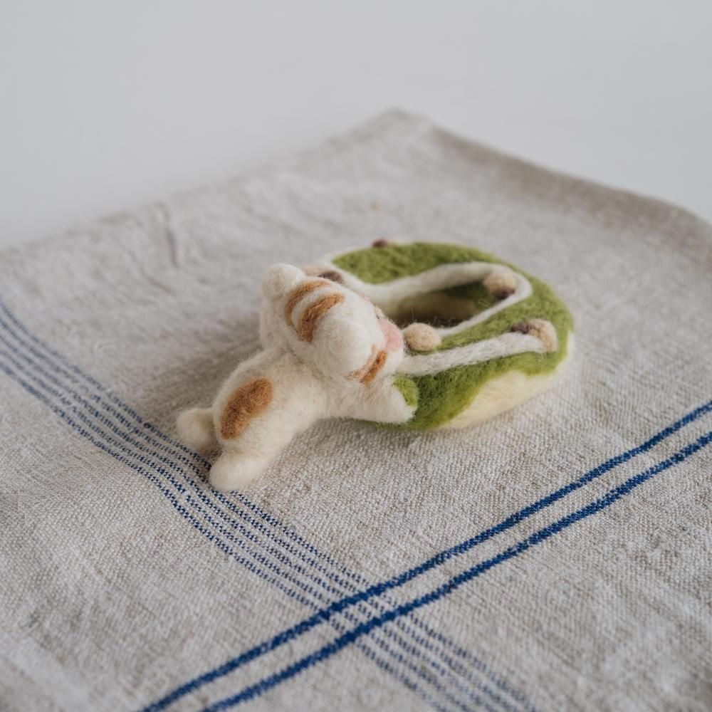 （2025年3月 ）【1点もの】くまぷりん　ねこの食べすぎおまっちゃドーナツ　く5