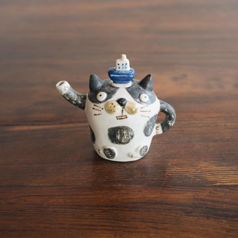 (2025年4月イロドリWEB個展)【1点もの】 古澤彩    ネコの注器　ふ27