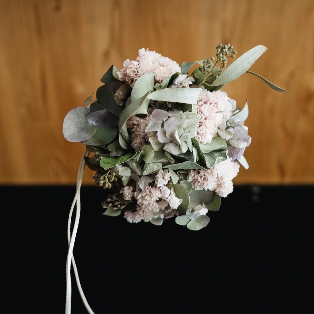 (2025年4月)【1点もの】 lilas    紫陽花とソロモンのフラワーボール　は2-2