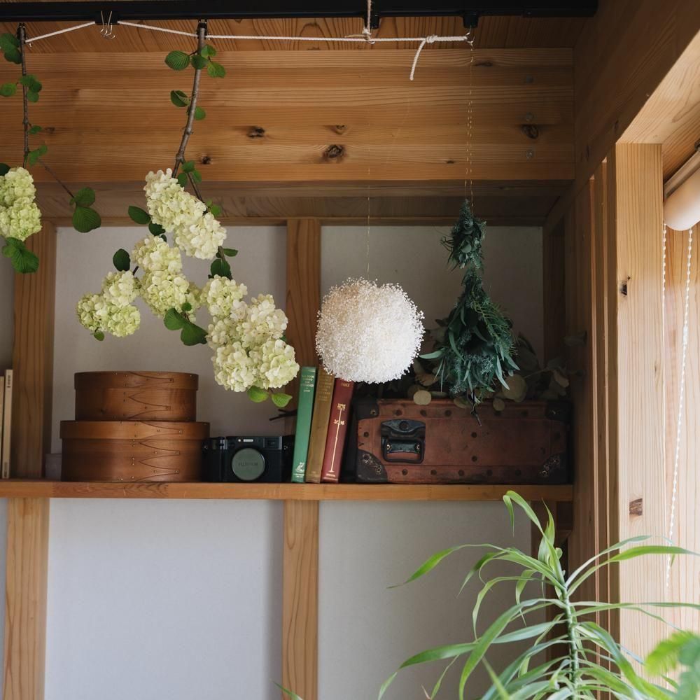 (2025年4月)【1点もの】 lilas    かすみ草のふわふわボール　は5