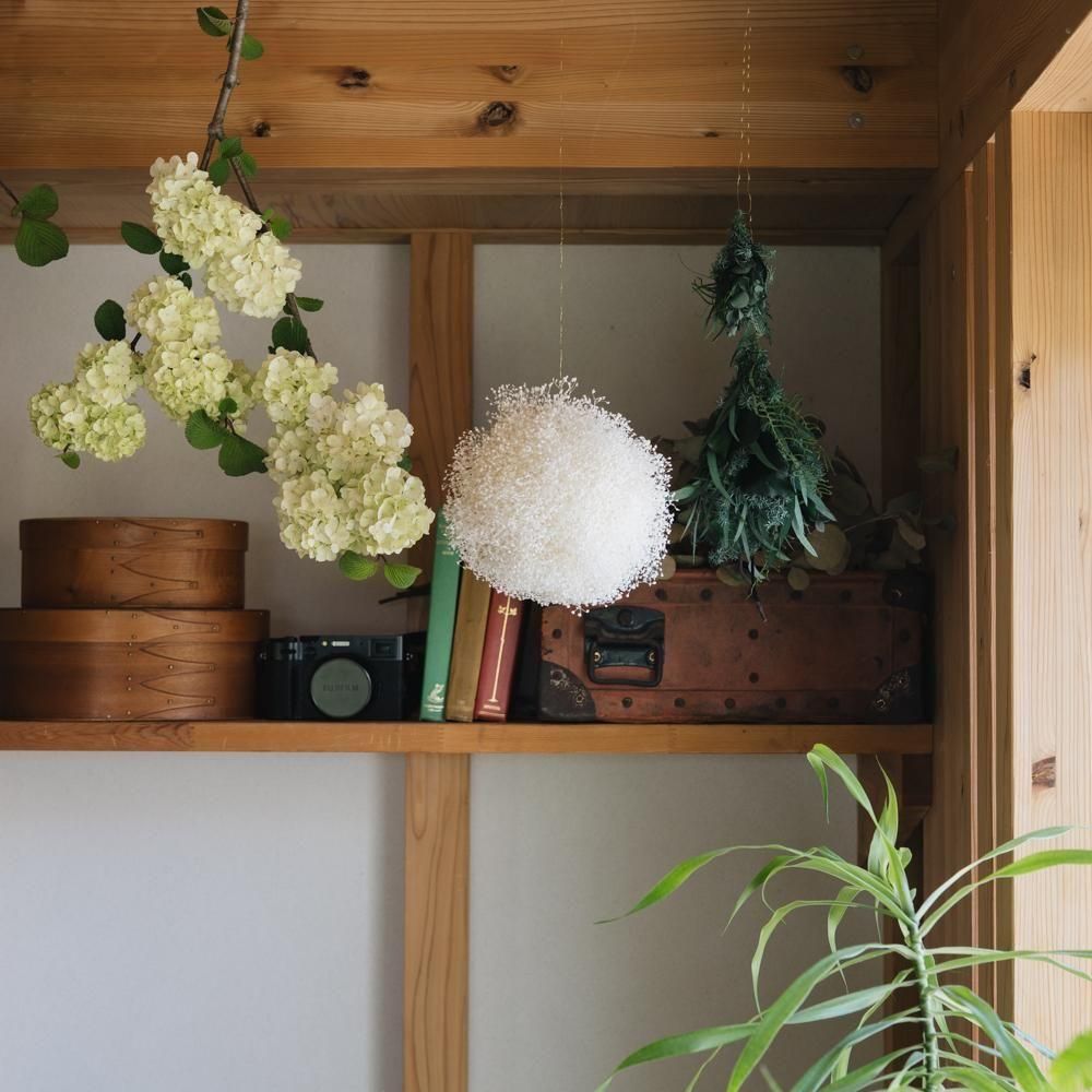 (2025年4月)【1点もの】 lilas    かすみ草のふわふわボール　は6