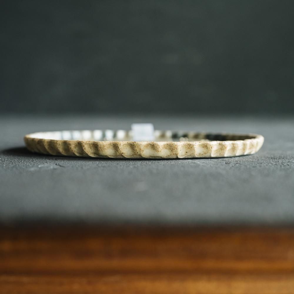 ※数量制限あり（2025年4月web個展）   苔色工房　なみなみプレート　ストライプシロクマ／ネイビー　こ5