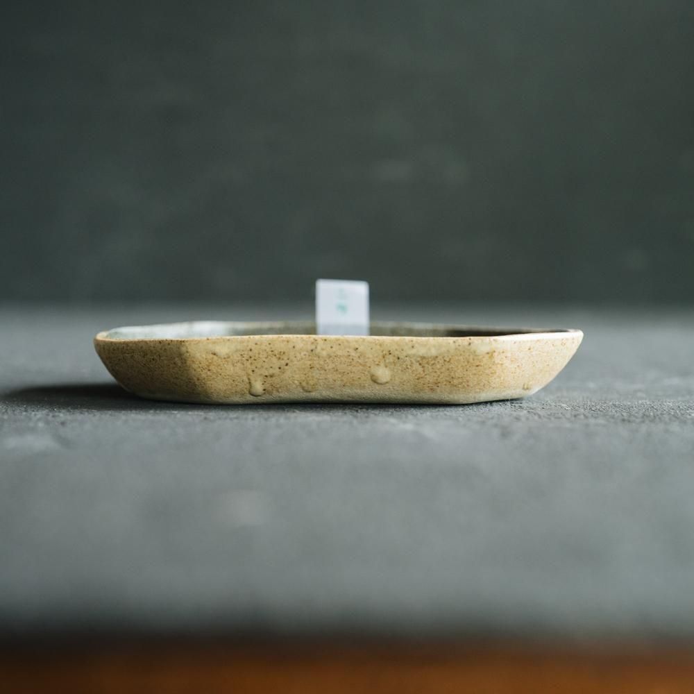 ※数量制限あり（2025年4月web個展）   苔色工房　長八角小皿　ハクチョウ／ネイビー　こ7