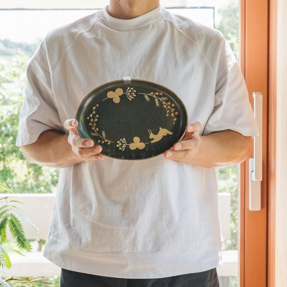 ※数量制限あり（2025年4月web個展）   苔色工房　オーバルプレート　ミモザウサギ／ネイビー　こ13