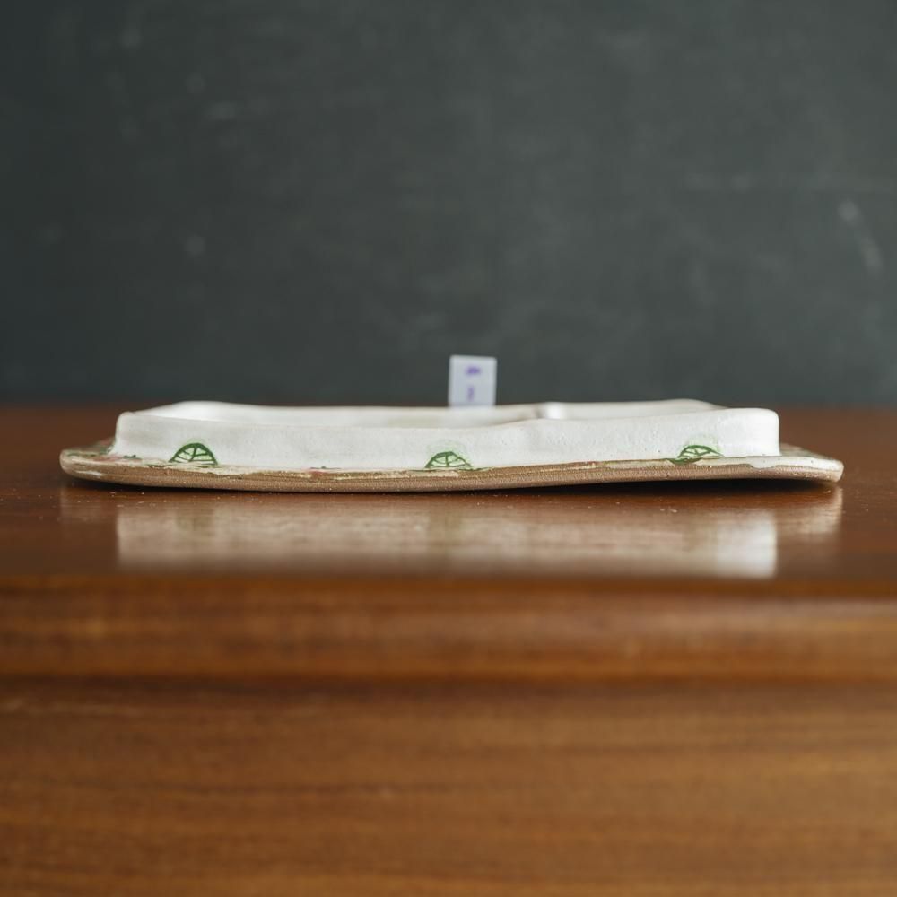 （2025年5月） 三浦愛子　お弁当箱＆ランチクロス皿　み3<img class='new_mark_img2' src='https://img.shop-pro.jp/img/new/icons1.gif' style='border:none;display:inline;margin:0px;padding:0px;width:auto;' />