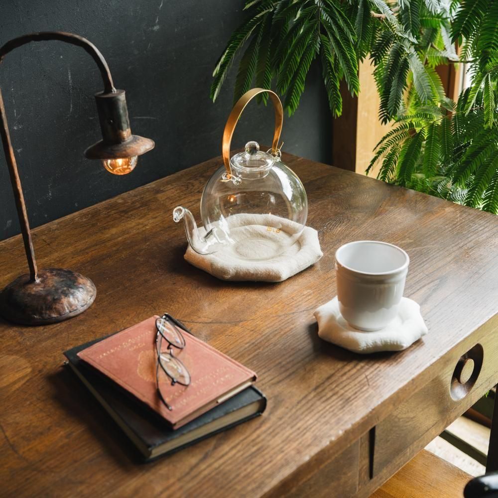（2025年6月）tiny tea day　ぷくぷく八角形ポットマット　生成　t5<img class='new_mark_img2' src='https://img.shop-pro.jp/img/new/icons1.gif' style='border:none;display:inline;margin:0px;padding:0px;width:auto;' />