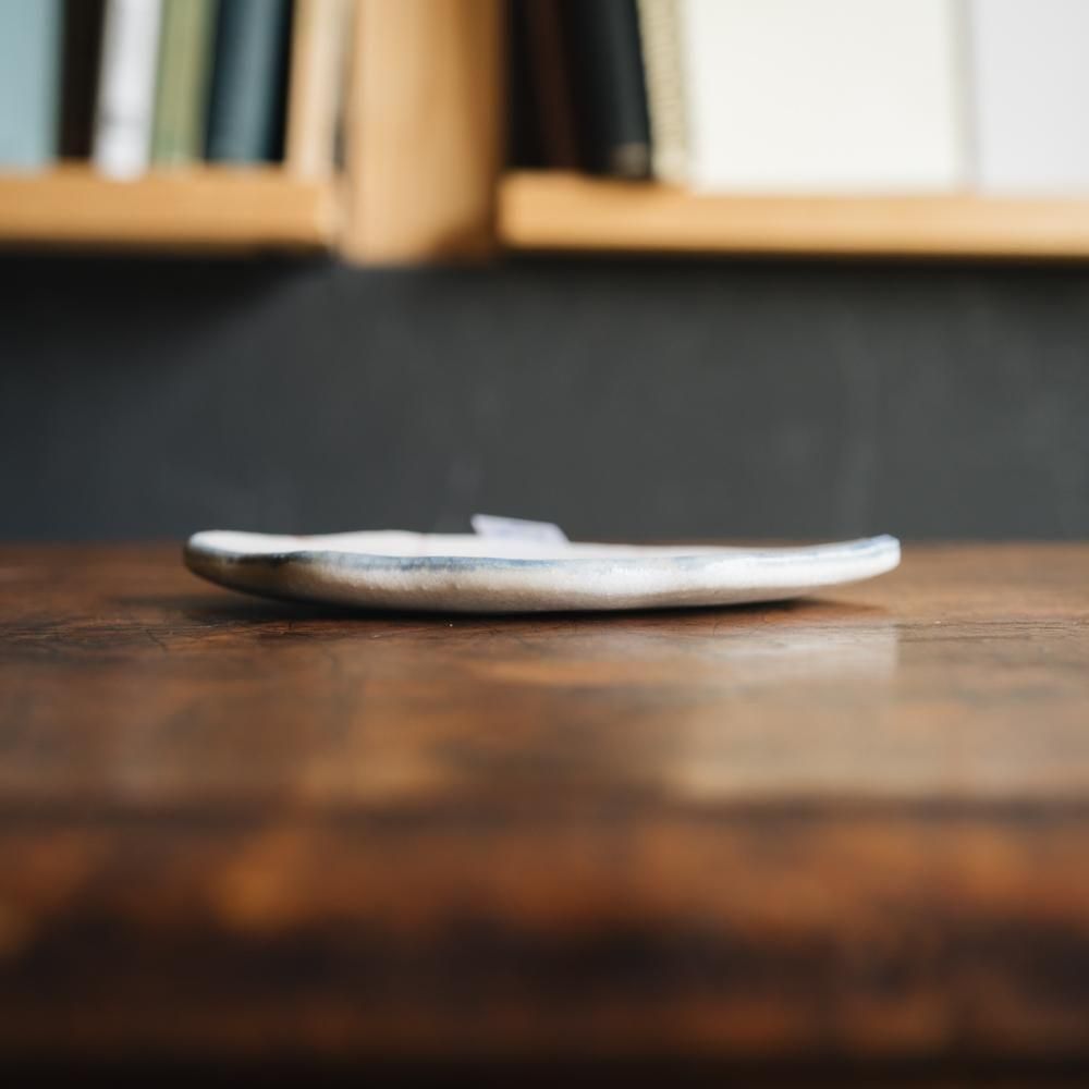 (2025年7月) 【1点もの】小渕祥子 小皿　こ5-1