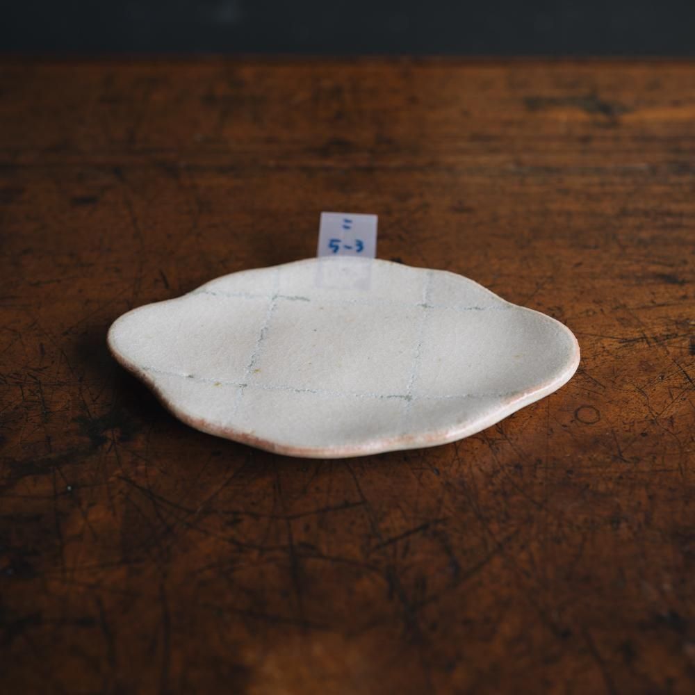 (2025年7月) 【1点もの】小渕祥子 小皿　こ5-3