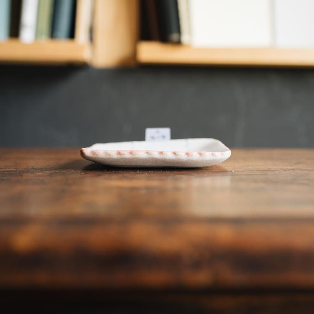 (2025年7月) 【1点もの】小渕祥子 小皿　こ5-5