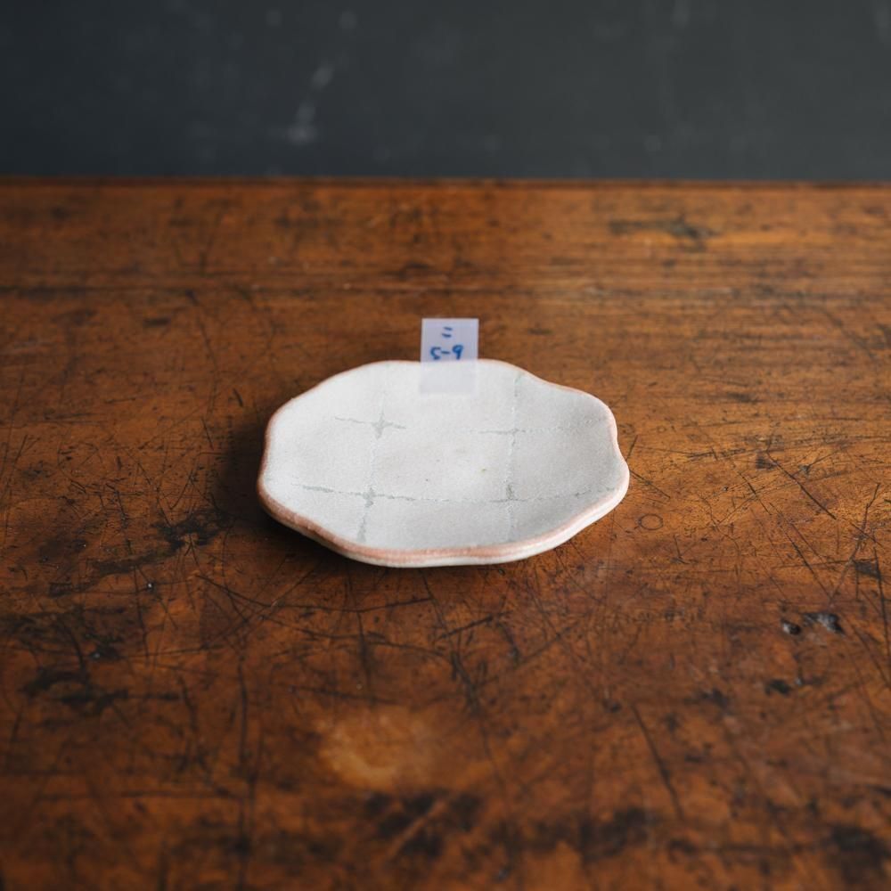 (2025年7月) 【1点もの】小渕祥子 小皿　こ5-9