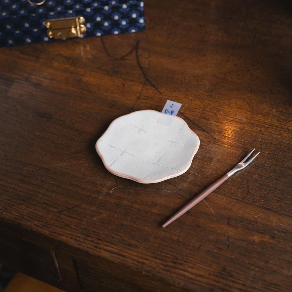 (2025年7月) 【1点もの】小渕祥子 小皿　こ5-9