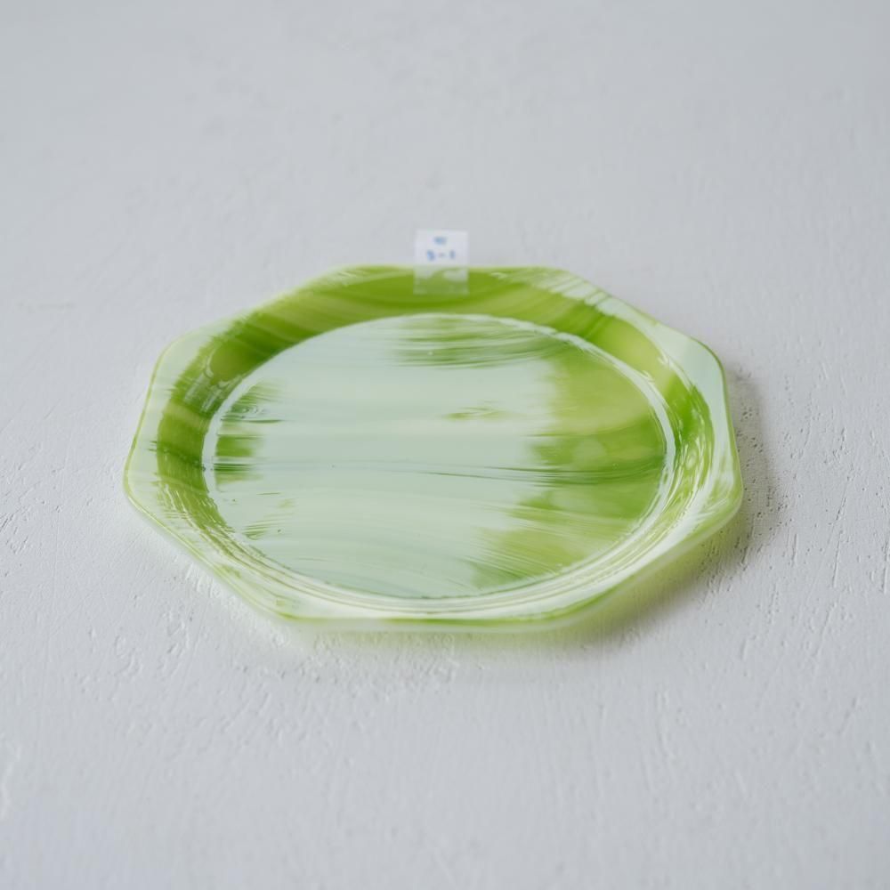 (2025年7月) 【1点もの】etrak glass　 八角形マーブルプレート（グリーン）　e3-1<img class='new_mark_img2' src='https://img.shop-pro.jp/img/new/icons1.gif' style='border:none;display:inline;margin:0px;padding:0px;width:auto;' />